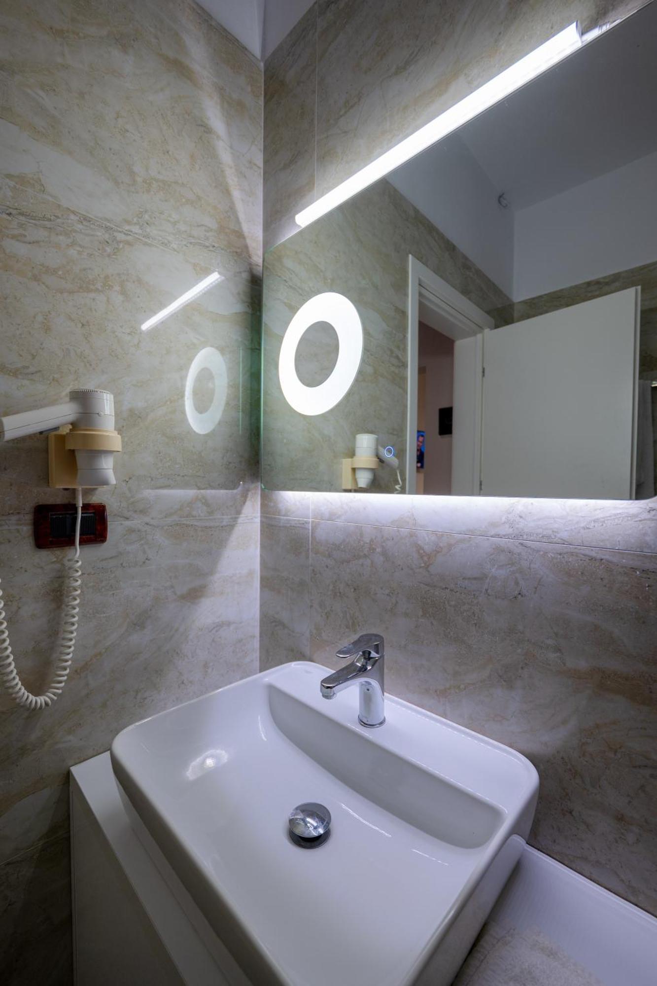 New Heaven Hotel Саранда Экстерьер фото
