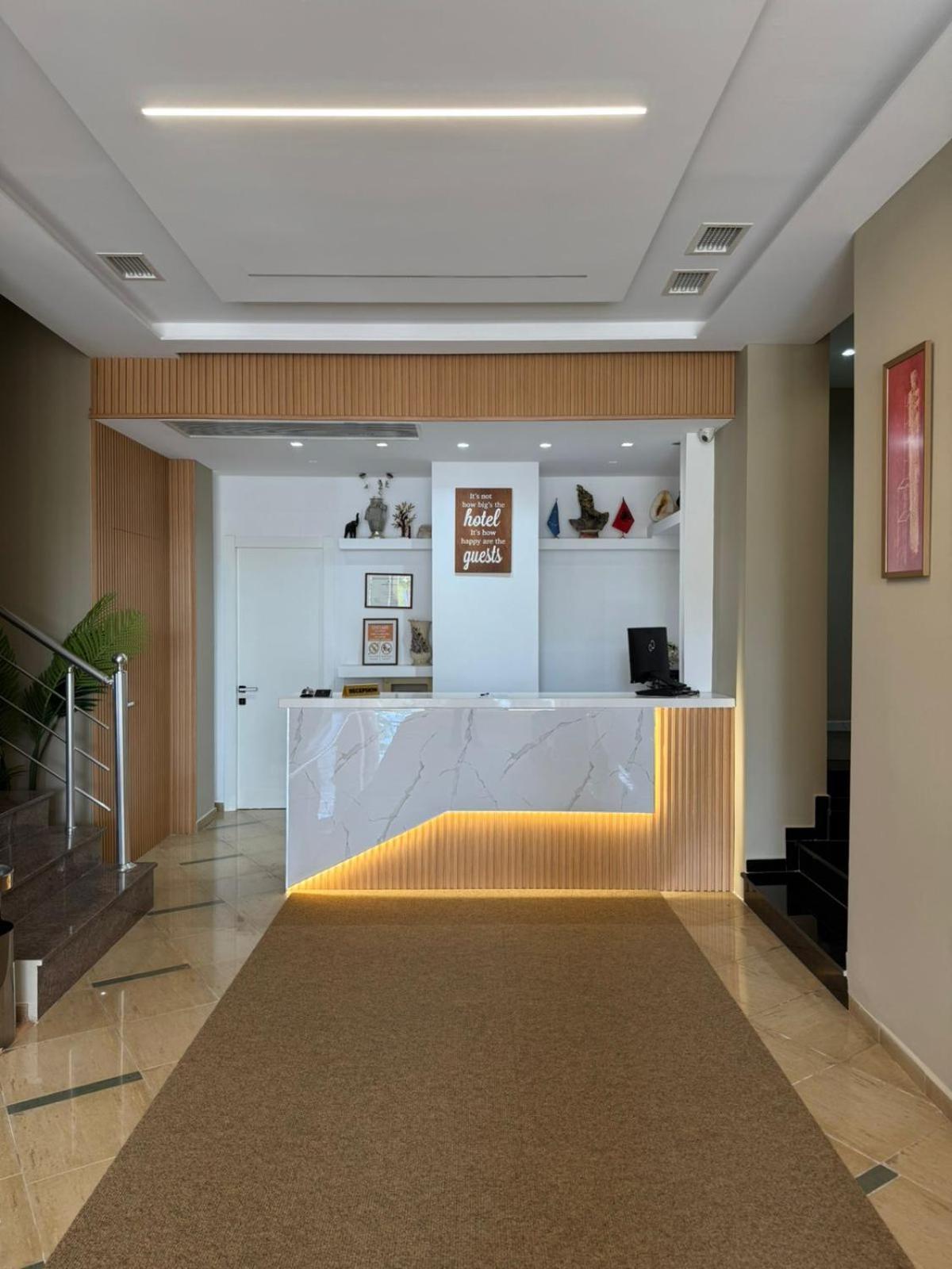 New Heaven Hotel Саранда Экстерьер фото